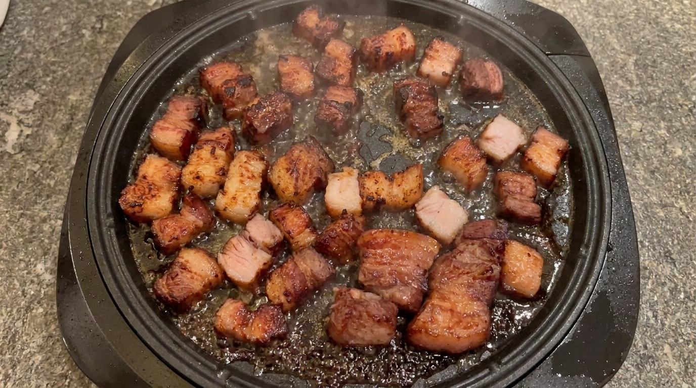 赤ワイン漬け豚バラ肉のレタス包み