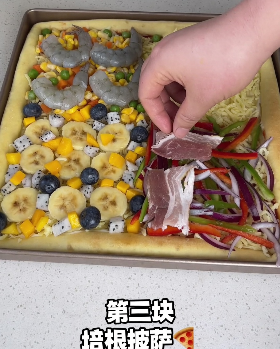 型に入れた生地をオーブンに入れる様子。