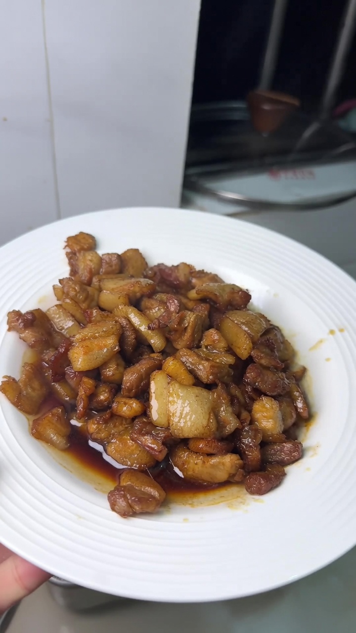 濃厚！豚バラ肉の甘辛醤油炒め